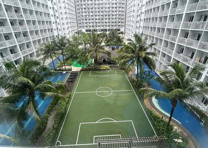Shore Residences Walking Distance To Mall Of And Near Airport